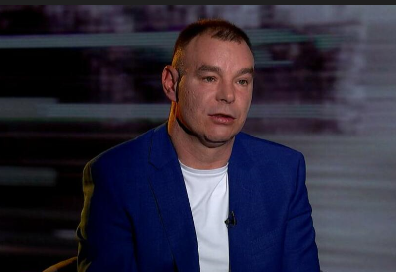 GASIO JOJ CIGARETE PO TIJELU?! "ŠTO NE KAŽEŠ ŠTA TI JE RADIO ACA BULIĆ?" Zvezdan pokazao kako je Ana prošla sa bivšim dečkom