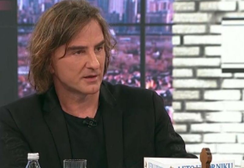 Mitrović gostovao kod Jovane Jeremić, pa teško optužio Baku Praseta: "Finasirao je Veljin klan"