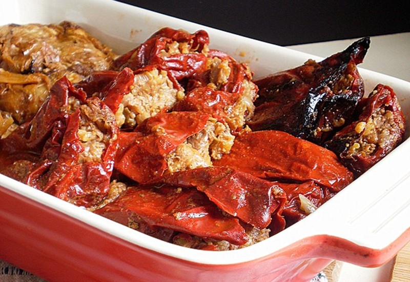 Neobičan recept: Posne punjene paprike sa orasima za “prste polizati”