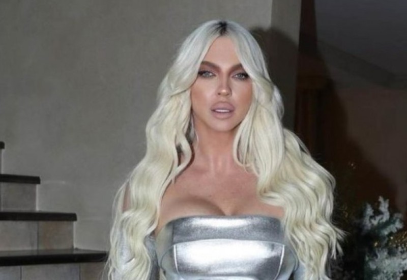 Dom Jelene Karleuše uskoro bogatiji za još jednog člana: Pjevačica progovorila o usvojenju