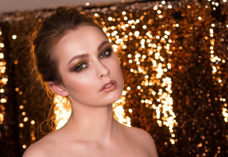 Svečane frizure koje možete same da napravite: U sekundi izgled dižu na viši nivo