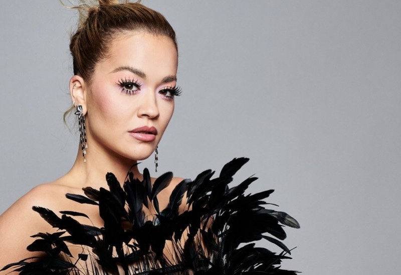 Rita Ora se pojavila u donjem vešu na dodjeli nagrada FOTO