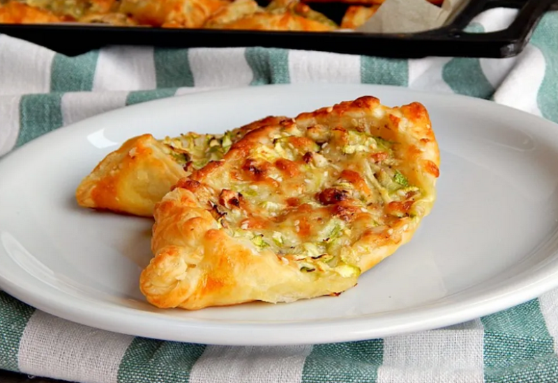 Doručak, ručak ili užina… Napravite punjene lisnate lađice – tu je i recept