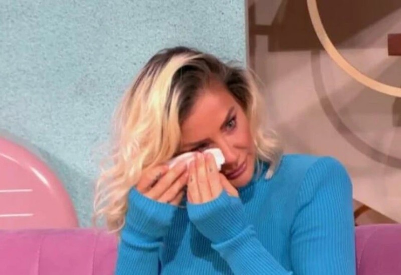 NE MOŽE DA PODNESE KRITIKE NARODA! Milica Dabović se otvorenim pismom POVUKLA IZ MEDIJA