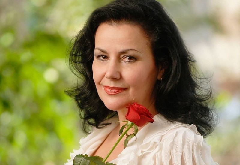 LJEPŠA OD MAJKE: Kćerka Snežane Savić očarava na prvi pogled