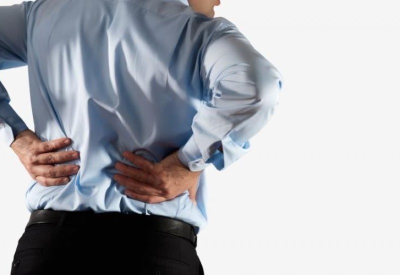 Umor, bol u leđima i iscrpljenost ukazuju da vam nedostaje jedan važan vitamin