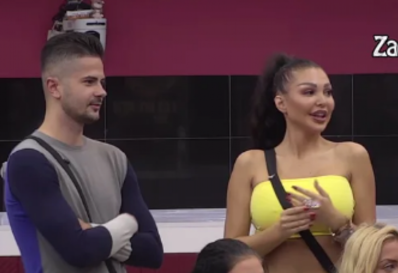 HAOTIČNO MOMAČKO I DJEVOJAČKO VEČE