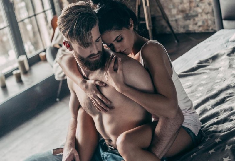 Što kad muškarac ne može postići vrhunac za vrijeme vaginalnog seksa? Postoji rješenje