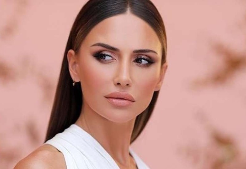 Eminin potez Mustafu ostavio bez riječi: Kupila stan tik do njegovog doma, svakog dana ga gleda sa prozora, a opremila ga je svjetski (FOTO)