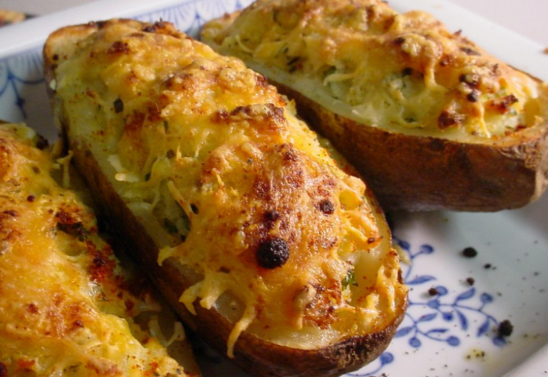 Veoma ukusno: Punjeni krompir iz rerne