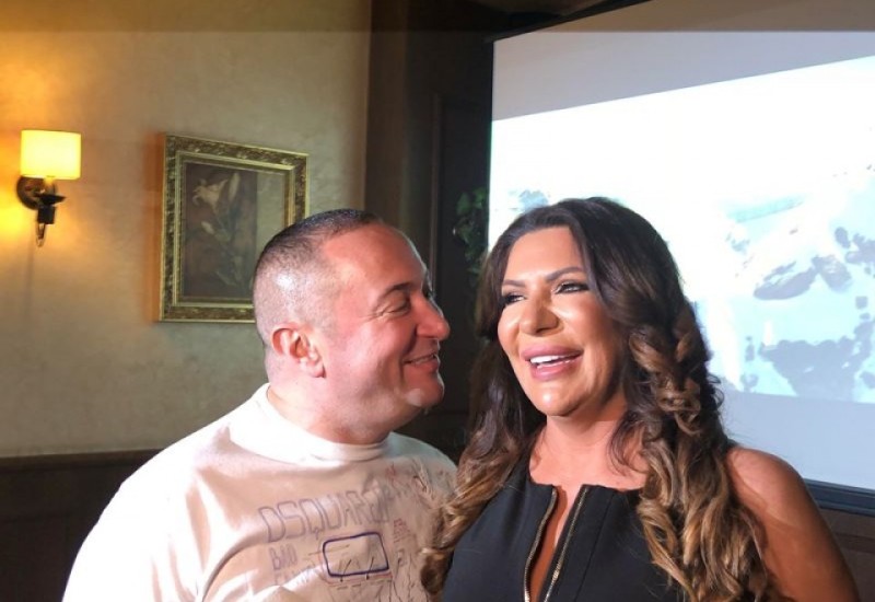 "ĐANI GA NIKADA NIJE ODVAJAO OD NAŠE DJECE, ALI…" Pjevačeva žena otkrila istinu o svom vanbračnom sinu, pa priznala da li će naslijediti folkerovu imovinu