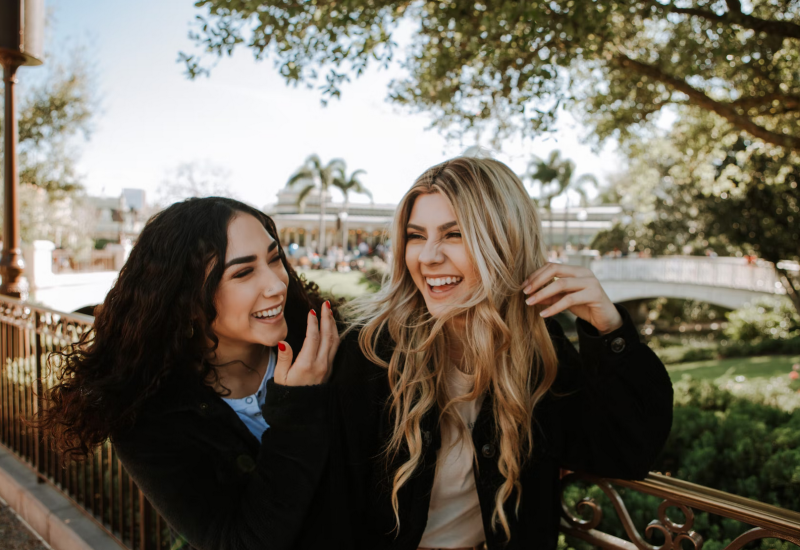 BAR JEDNOG OD NJIH TREBA DA IMATE PORED SEBE: Ova tri horoskopska znaka su najbolji prijatelji