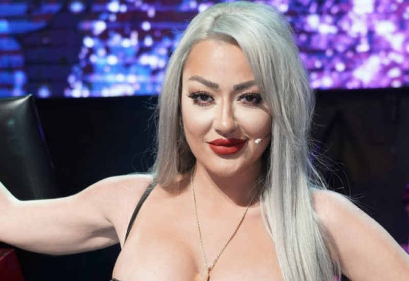 SANDRA BRUTALNO O ANĐELI: Ona je jedna glupača, spava s njim a on je ne voli