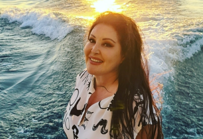 NAKON DESET GODINA PAUZE: Dragana Mirković u Areni obilježava 4 decenije karijere