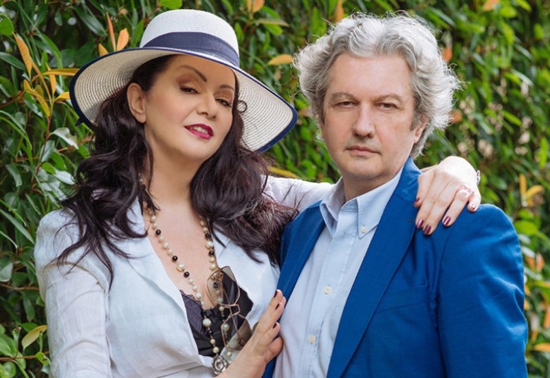 MUŽ JOJ JE STRAH I TREPET U MEDIJIMA, A PRED NJOM SU SVI KLEČALI: Danas od ove FRIZURE NI TRAGA NEMA