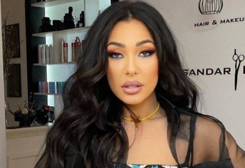 OVO JE MAJKA SANJE VUČIĆ: Bila je pjevačica i ima neobično ime, evo kako izgleda