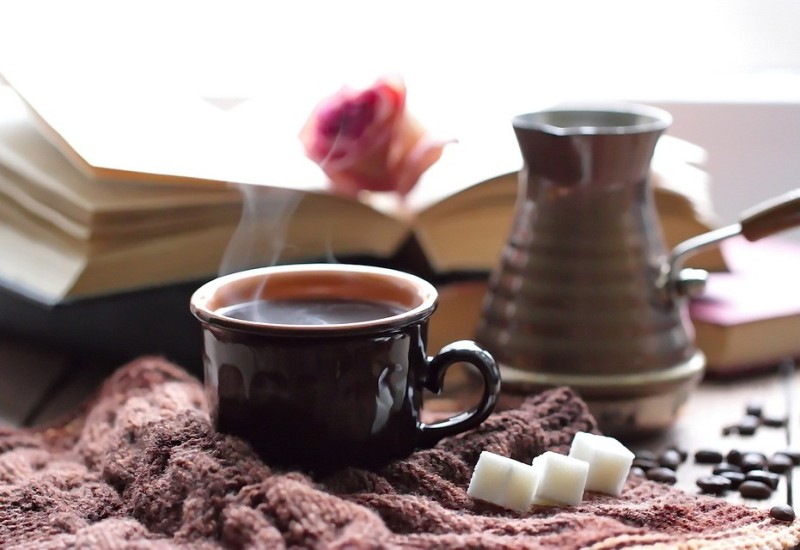 Bitno za opšte zdravlje: Da li čaj i kafa mogu da zamijene vodu