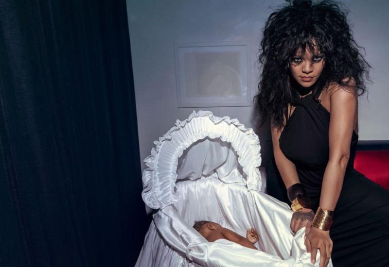 RIJANA KONAČNO POKAZALA SINA! Nakon što je objavila da je ponovo trudna, pjevačica odlučila da predstavi javnosti svog prvog nasljednika!