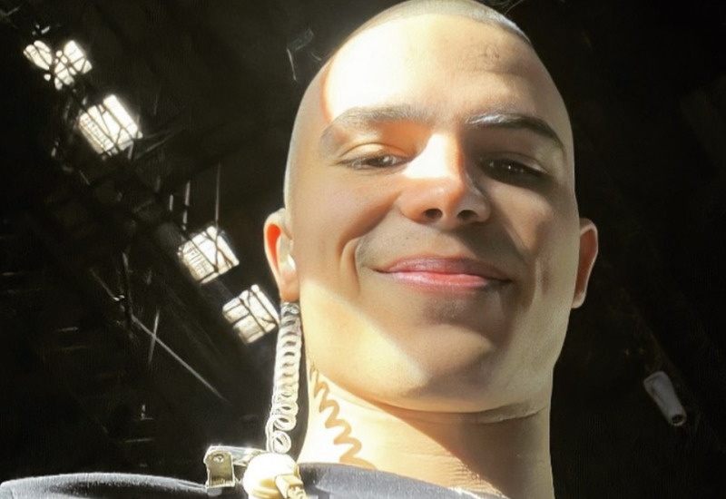 Kriterijumi ispunjeni! Voyage u novoj emotivnoj vezi sa mladom tiktokerkom