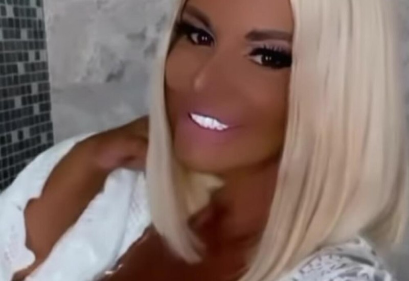 DARA POPEGLALA CIJELU GLAVU, SAMO SE VIDE ZUBI! Dara Bubamara ponovo na meti kritika, sad je stvarno pretjerala sa ULJEPŠAVANJEM