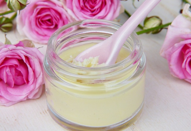 Prirodna njega lica: Mrlja na koži se riješite uz pomoću nekoliko prirodnih sastojaka