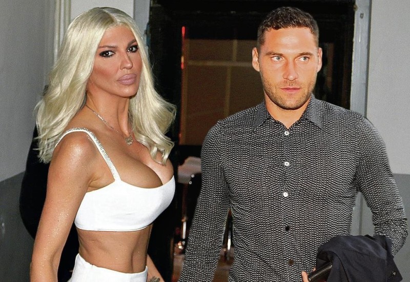 Karleuši zadali posljednji udarac: Ovaj čovjek blizak Jeleni je javno podržao Duška, a evo i zašto