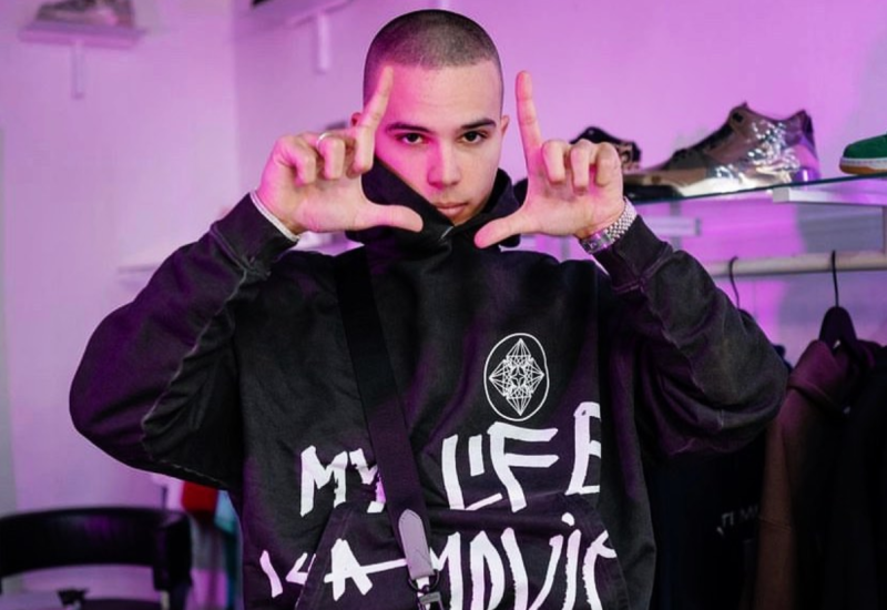 SRPKINJE SU PROŠLOST ZA VOJAŽA! Ona je njegova NOVA djevojka, velika je zvijezda