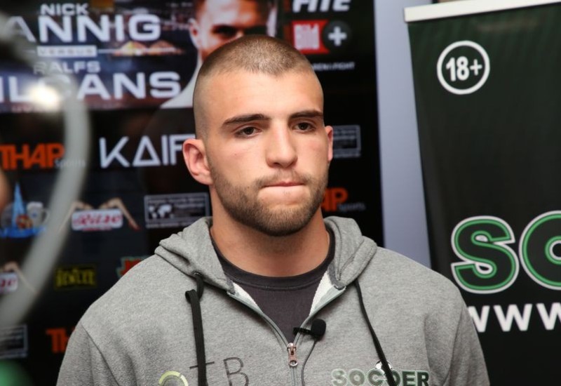 Isplivali detalji nezgode Ražnatovića: Auto počeo da klizi, pa završio na livadi, Veljko nije bio za volanom?!