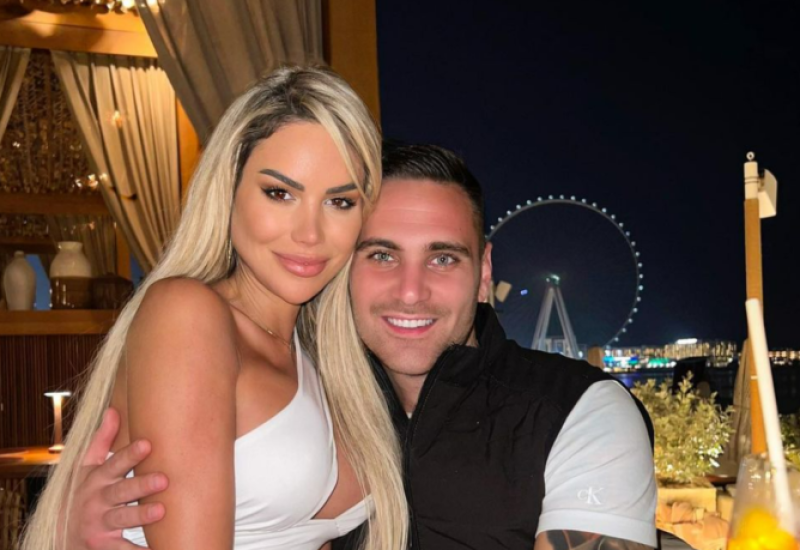 IVA OTIŠLA U DUBAI SA BOGATIM BIZNISMENOM: Sjedi mu u krilu i uživa