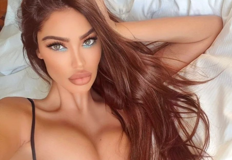 Mjesec dana nakon porođaja: Soraja pozirala u čipkastom donjem vešu (VIDEO)