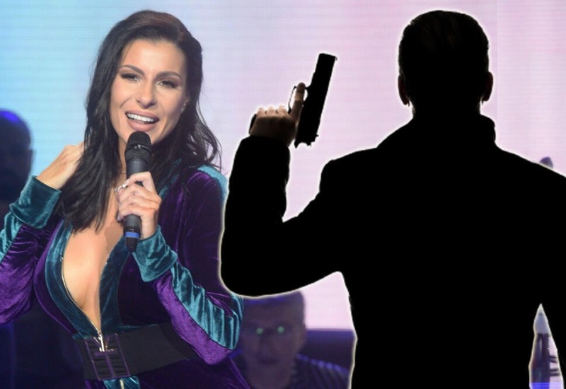 HAOS U OBRENOVCU! Muškarac potegao pištolj na nastupu Mie Borisavljević! Evo šta kaže pjevačica o svemu