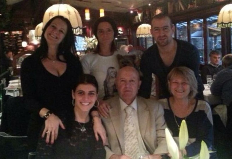 PRODAJE GOLOTINJU NA SAJTU ZA ODRASLE, EVO ŠTA JOJ KAŽU RODITELJI!