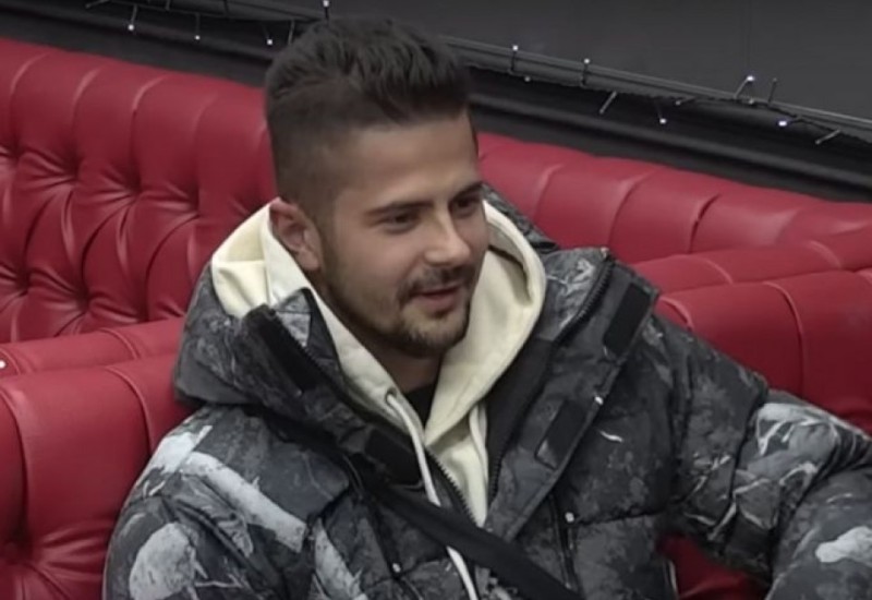 Bilal pred povratak u Zadrugu: Zvezdane, penješ se na Anđelu, koja može da ti bude dijete, fuj!