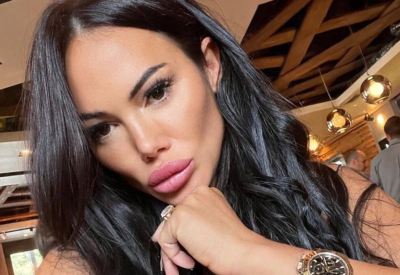 TAMARA ĐURIĆ BILA U VEZI SA OVIM POZNATIM PJEVAČEM: On se oženio, ima dijete, a kažu da je njegova supruga PRESLIKANA starleta!