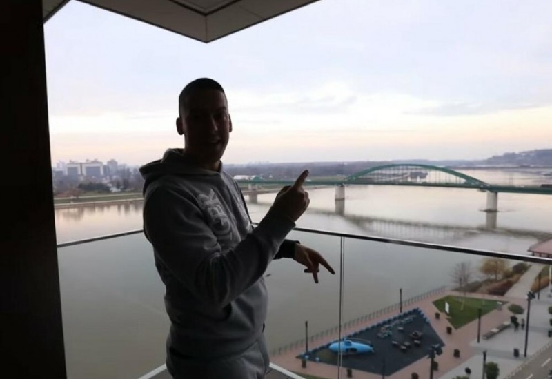 Baka Prase pokazao stan od 2,2 miliona eura i poručio: Sirotinjo, ne možete u moje dvorište!
