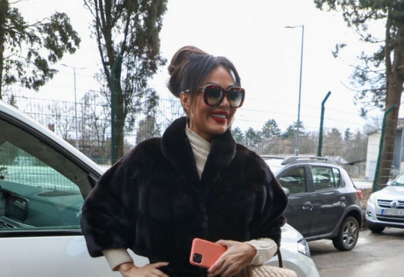 Na Ceci 24.000 eura: Bunda od nerca i šlic do kuka na snimanju Zvezda Granda!