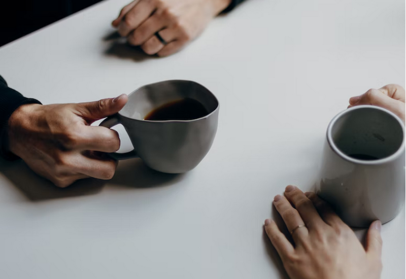 Stručnjaci istražuju: Zašto slobodne žene “padaju” na zauzete muškarce