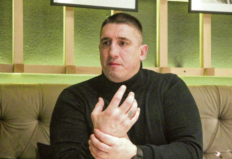 OVA ZADRUGARKA JE ODLIJEPILA ZA KRISTIJANOM GOLUBOVIĆEM! Opasan rijaliti igrač ustao i priznao sve: Kristini će to možda da smeta...