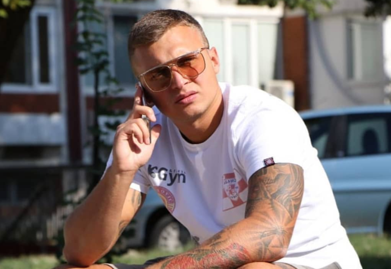 OBJAVIO SLIKE SA VJENČANJA I NAPRAVIO HAOS! Stefan Karić u opštini rame uz rame sa KUMOM, evo kako izgledaju MLADENCI!