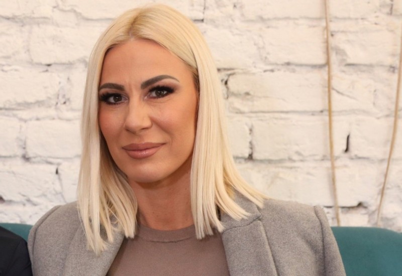 "SVAKO NA SVOJU STRANU": Vesna Đogani progovorila o KRIZI U BRAKU