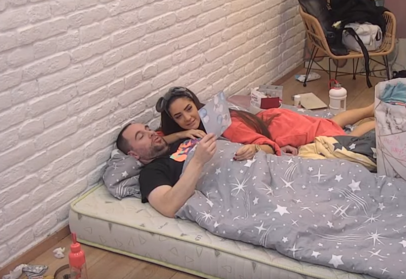 ZVEZDAN STAVIO ANĐELI VJERENIČKI PRSTEN: Ona ZABLISTALA od sreće, Slavnić nije znao šta ga je SNAŠLO!