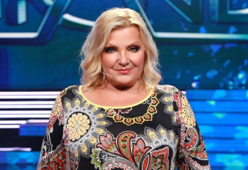 SLIKA DOKAZUJE ŠTA JE SVE PROMIJENILA NA LICU: Ovako je Snežana Đurišić izgledala prije 50 godina