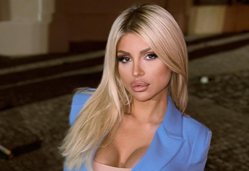 PRED MILIONIMA OTKRIO DA JE SPAVAO SA VODITELJKOM ZADRUGE Zaboravio na kamere pa sve javno priznao, Ivana Šopić se HITNO OGLASILA