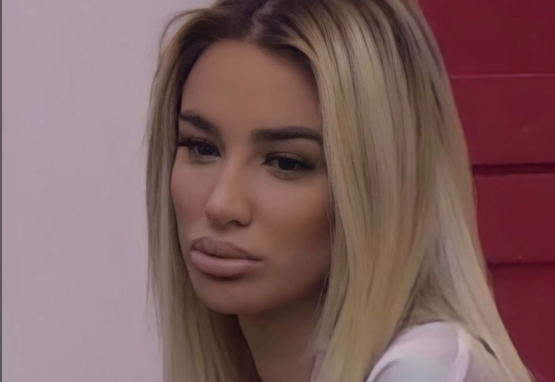 ALEKSANDRA NIKOLIĆ SE GUŠI U SUZAMA: Sve zbog OCA, naglo joj POZLILO