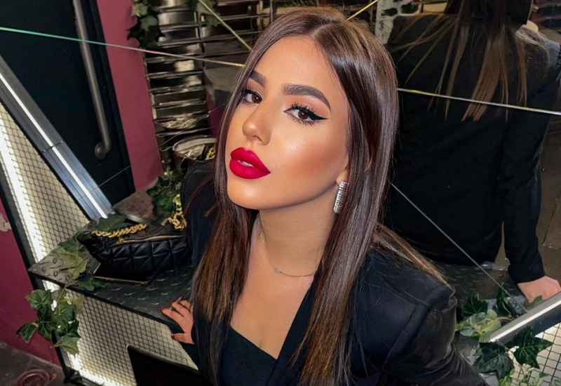 ĆERKA ZDRAVKA ČOLIĆA ZAVRŠILA NA DEJTING APLIKACIJI Una na meti prevaranata, ukrali joj IDENTITET, hitno se oglasila