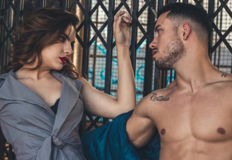 Dame, uz ove male poteze uvijek ćete PRIVUĆI PAŽNJU MUŠKARACA: jedna stvar ih posebno “PALI“