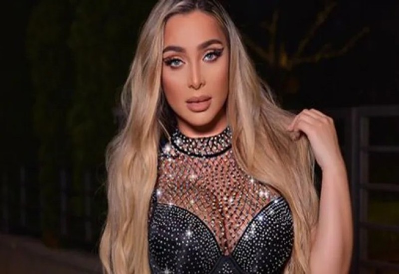 SKINULA SE U CRVENE GAĆE, PRATIOCI JE ISPROZIVALI: "Šta pjevaš bre, Majo?!"