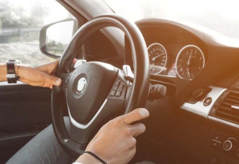 Trikovi za uštedu goriva: Kada se obavezno gasi motor, a kada se uopšte ne pali klima